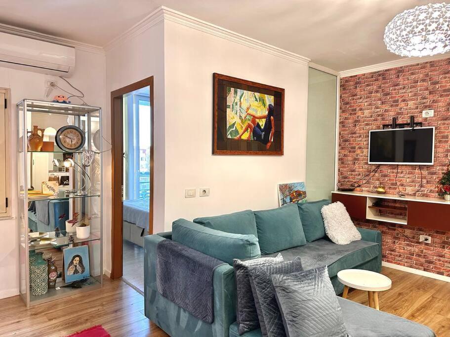 Family Living Tirana Apartment Exterior photo